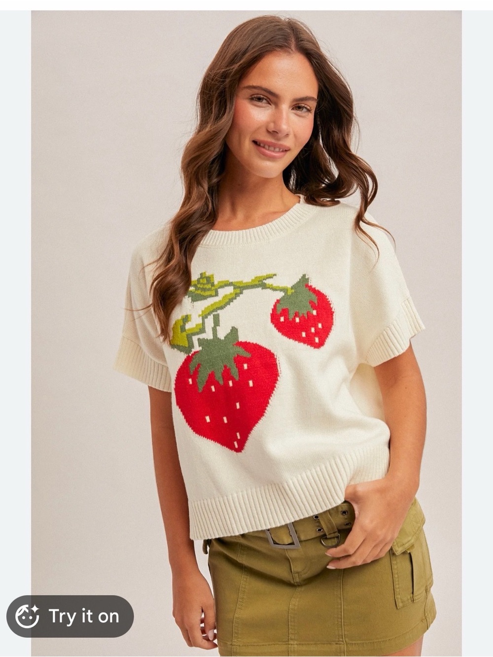 Boutique Hem & Thread Short Sleeve Cream Strawberry Sweater Size L